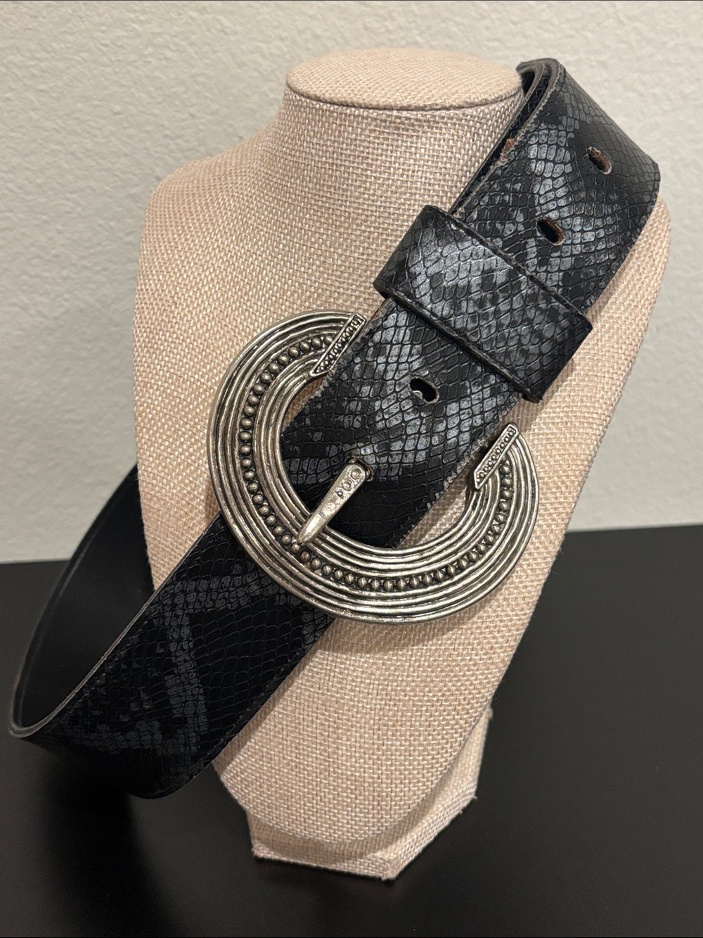 80s Boho Gray Snake Print Leather Belt • Large Textured Silver Crescent Buckle